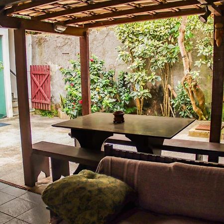 Suites E Cafe Recanto Da Arvore Арраял-ду-Кабу Екстер'єр фото