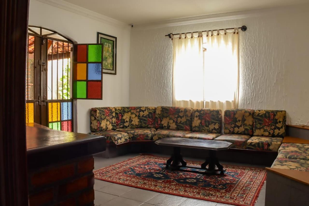 Suites E Cafe Recanto Da Arvore Арраял-ду-Кабу Екстер'єр фото